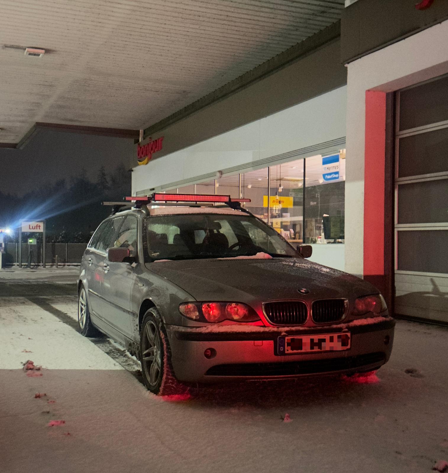 Projekt 03 BMW 320i